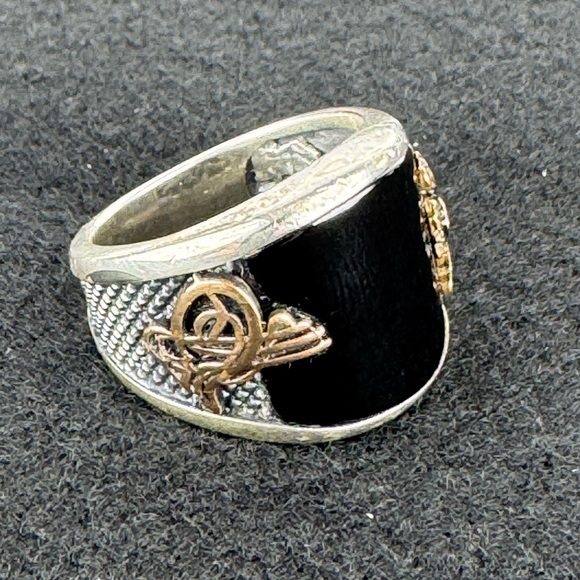 KAR Other - KAR Handmade 925 Sterling Silver Black Onyx Coat of Arms Ottoman size 9